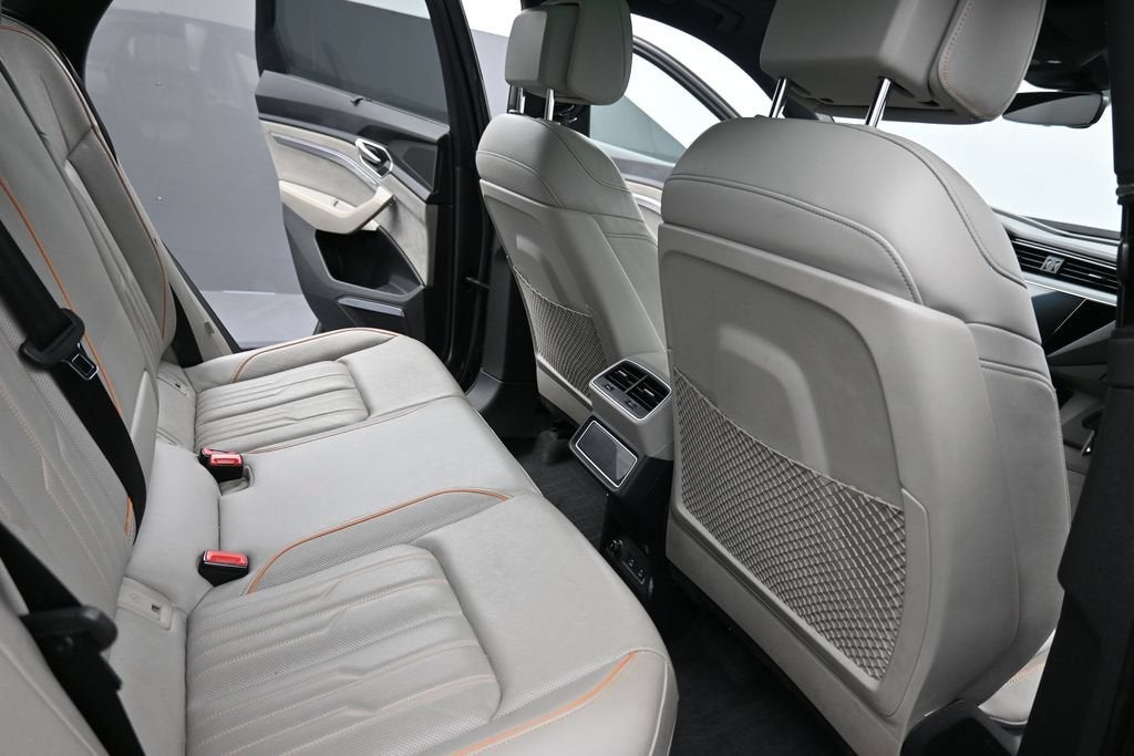 2024 Audi Q8 e-tron Prestige