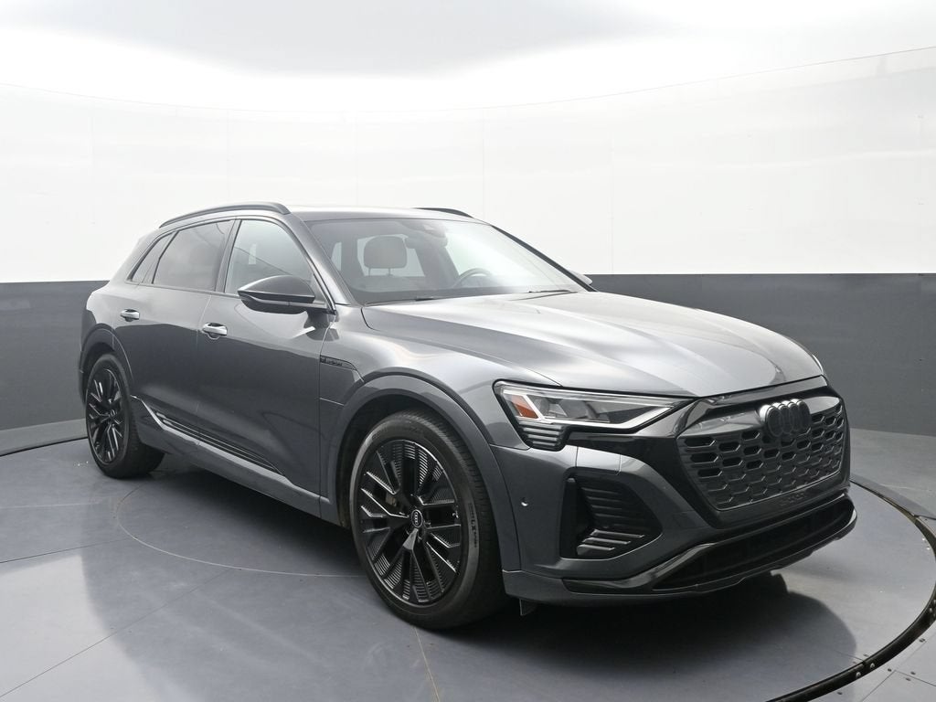 2024 Audi Q8 e-tron Prestige