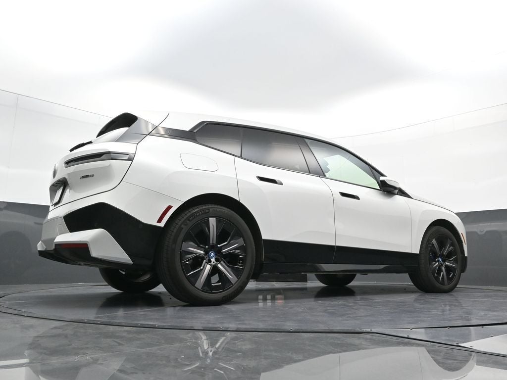 2024 BMW iX xDrive50