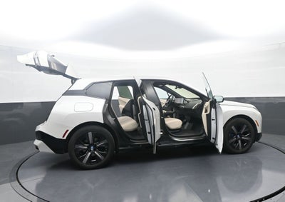 2024 BMW iX xDrive50