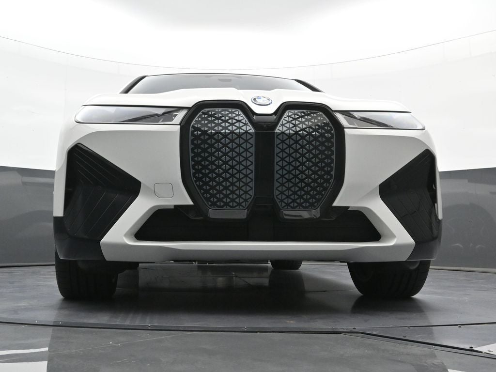 2023 BMW iX M60