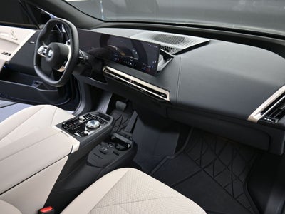 2026 BMW iX xDrive45