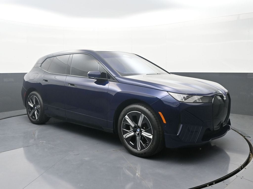 2026 BMW iX xDrive45