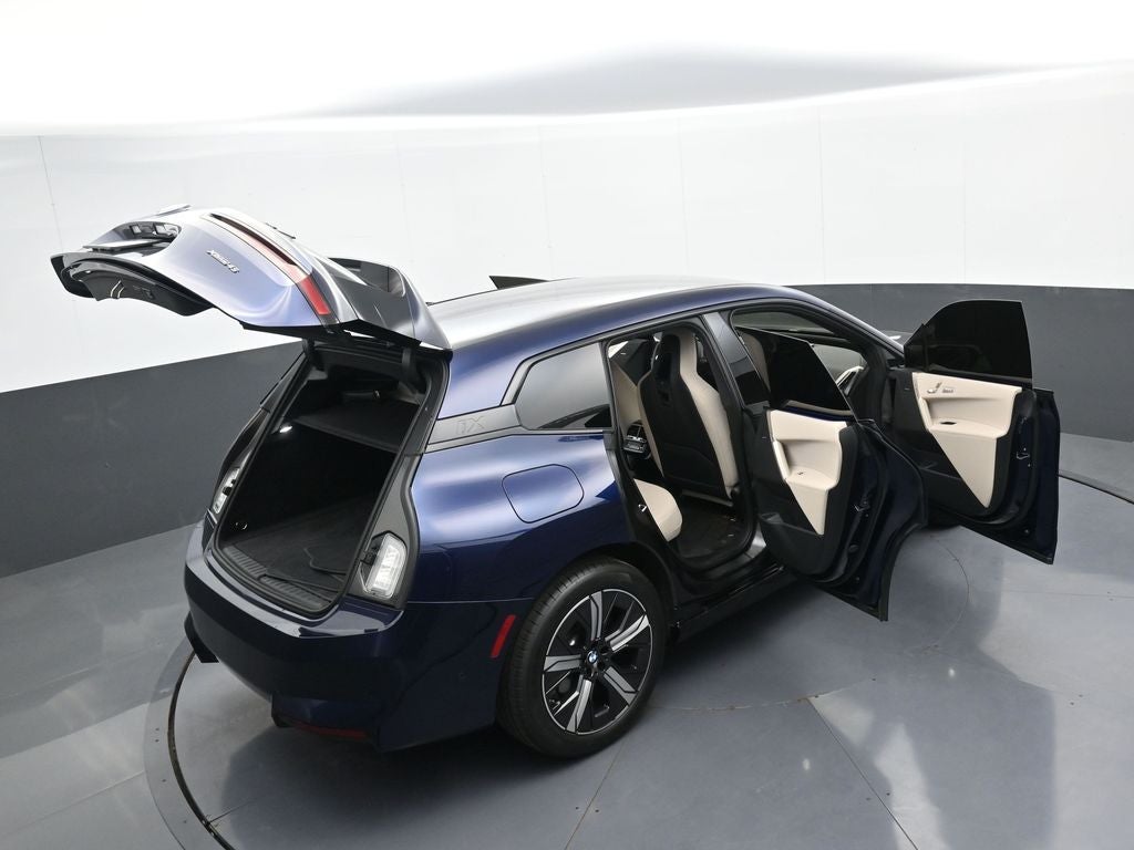 2026 BMW iX xDrive45