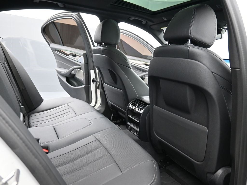 2022 BMW 5 Series 530i xDrive