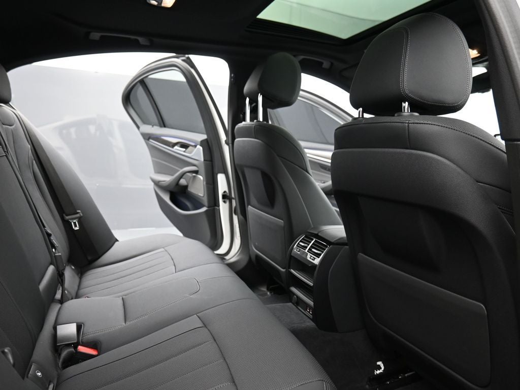 2023 BMW 5 Series 530i xDrive