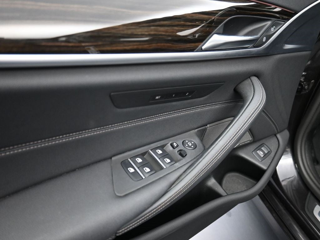 2023 BMW 5 Series 530i xDrive