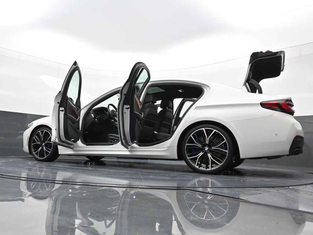 2023 BMW 5 Series M550i xDrive