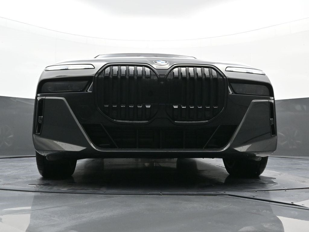 2023 BMW 7 Series 760i xDrive