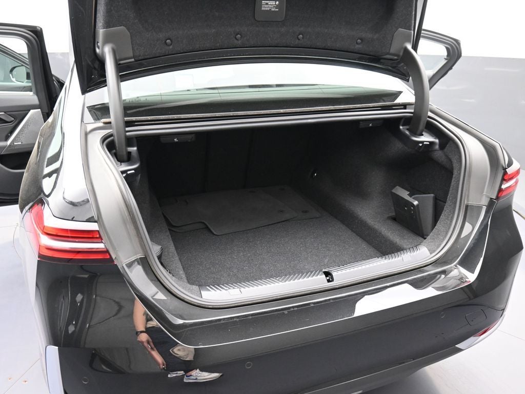 2026 BMW 5 Series 540i xDrive