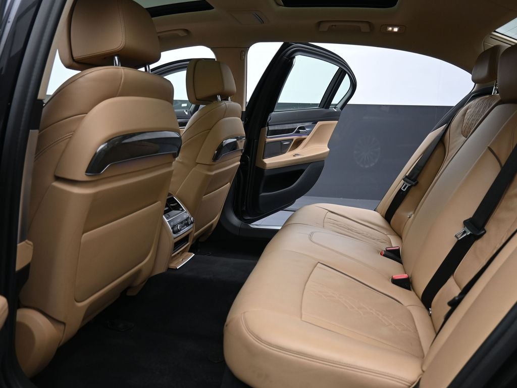 2022 BMW 7 Series 740i xDrive