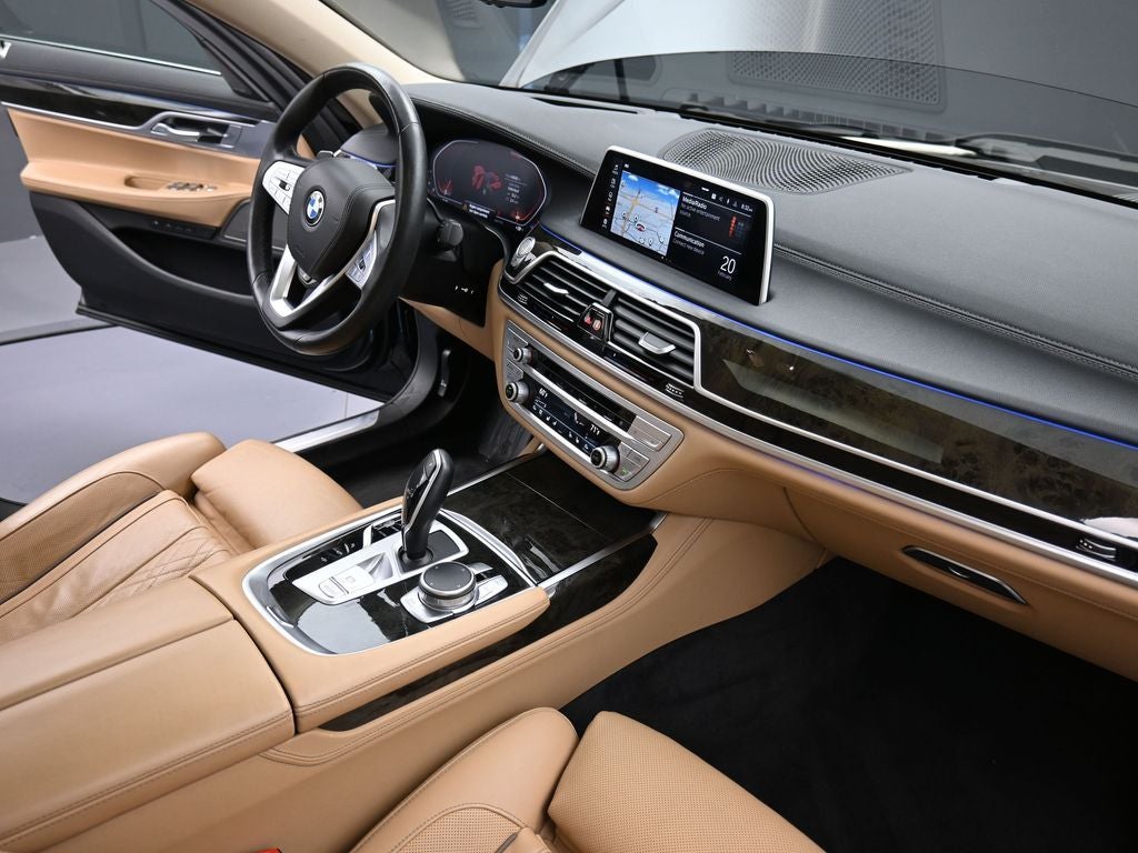 2022 BMW 7 Series 740i xDrive