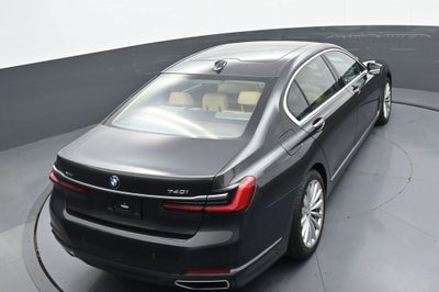 2022 BMW 7 Series 740i xDrive