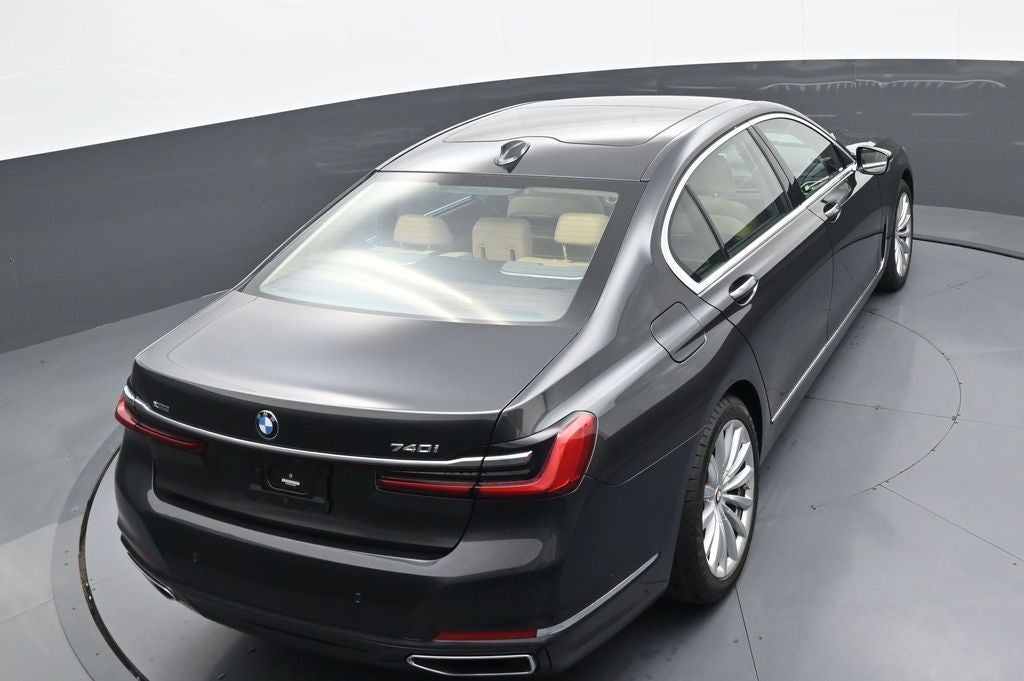 2022 BMW 7 Series 740i xDrive