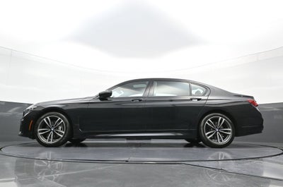 2022 BMW 7 Series 740i xDrive