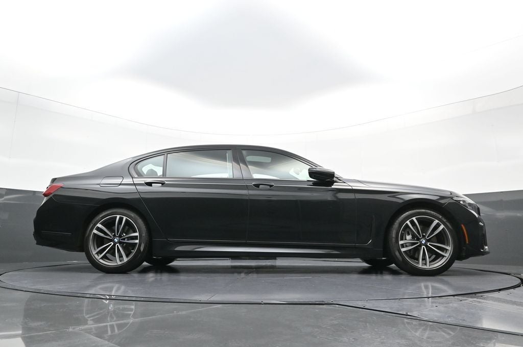 2022 BMW 7 Series 740i xDrive