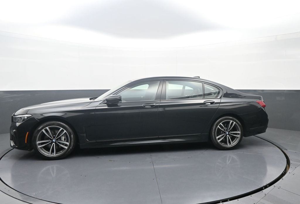 2022 BMW 7 Series 740i xDrive