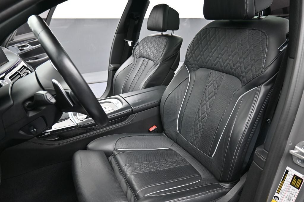 2022 BMW 7 Series 750i xDrive