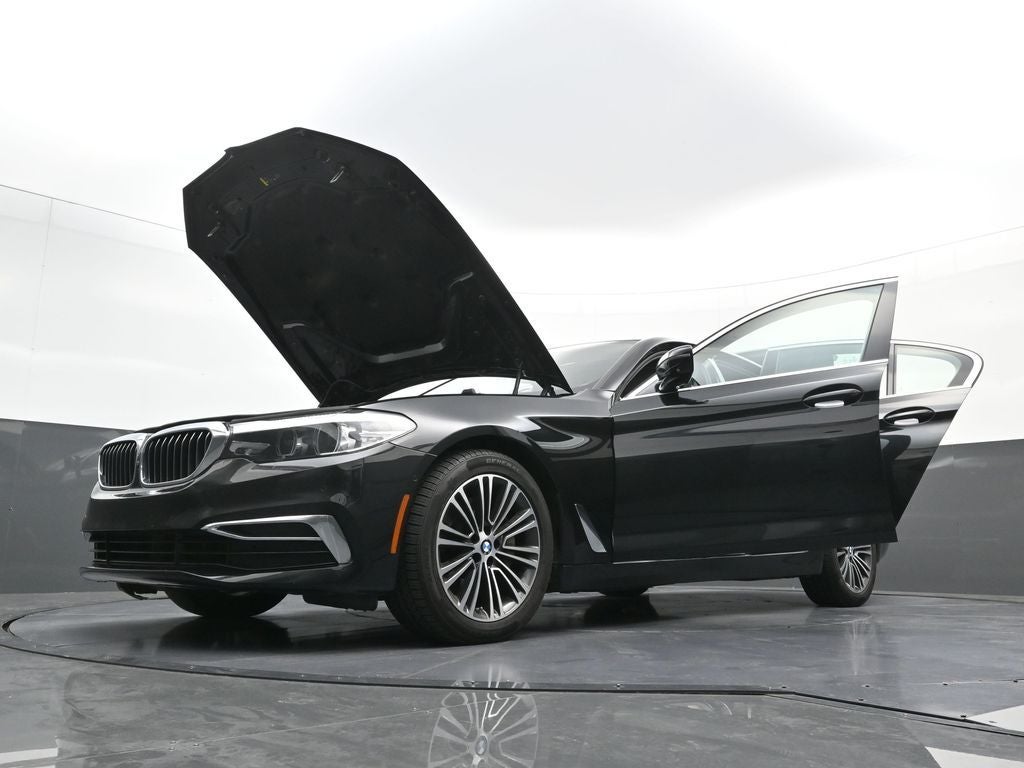 2019 BMW 5 Series 530i