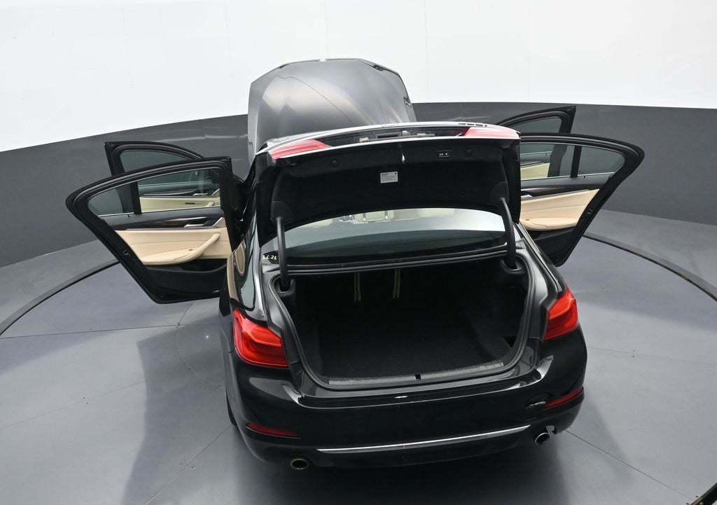 2019 BMW 5 Series 530i