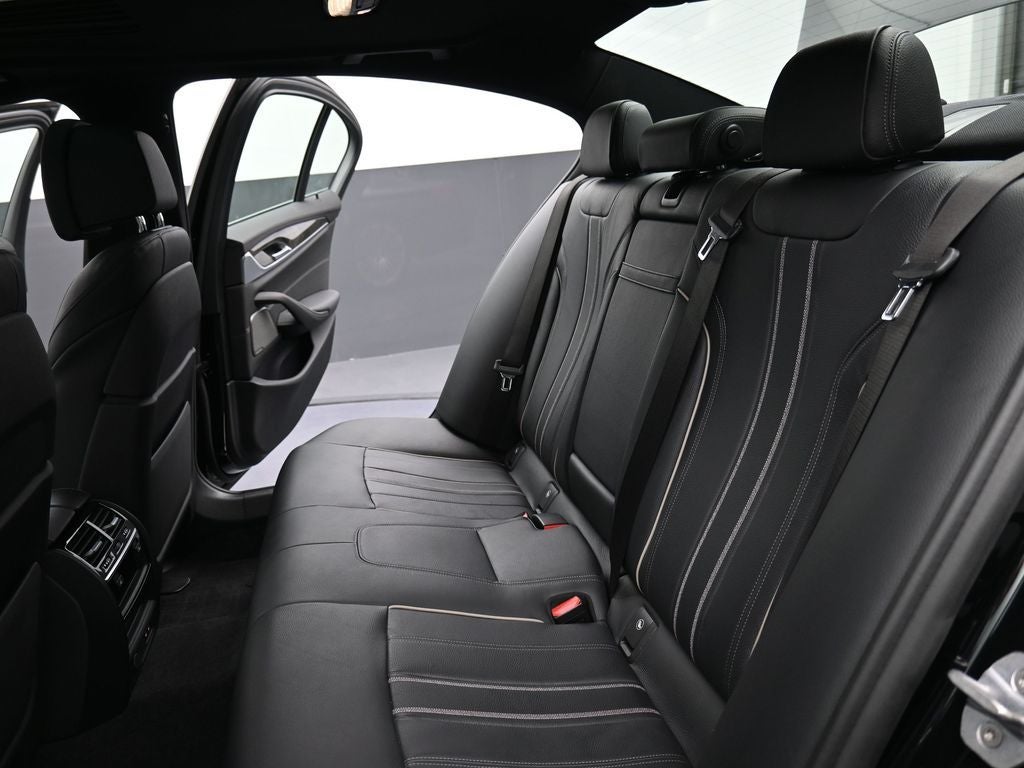 2020 BMW 5 Series M550i xDrive