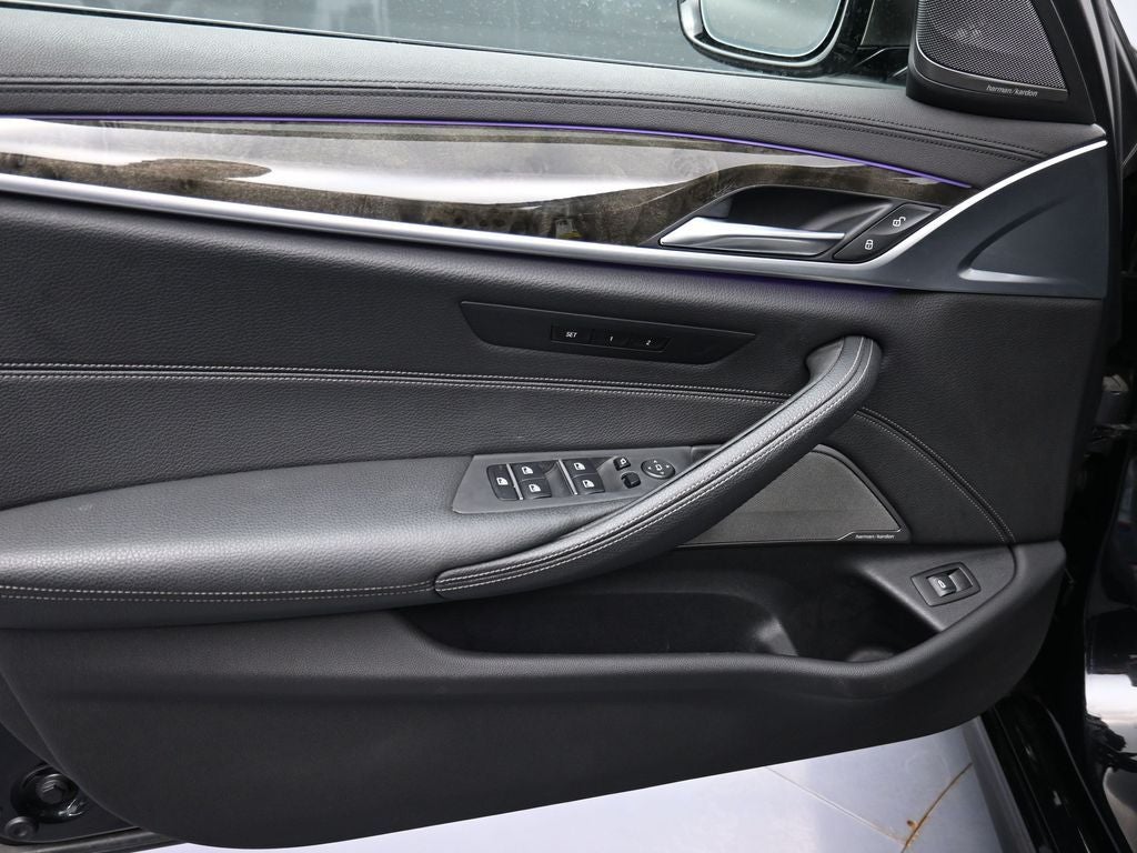 2020 BMW 5 Series M550i xDrive