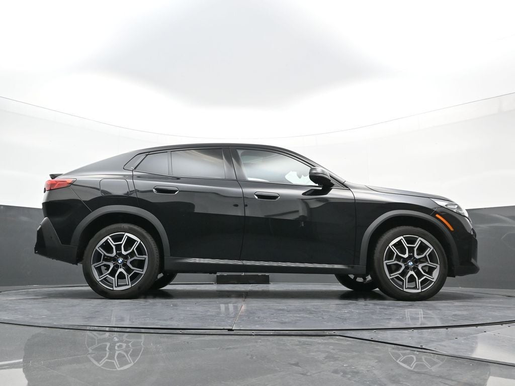 2025 BMW X2 xDrive28i