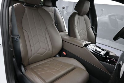 2024 BMW i5 eDrive40