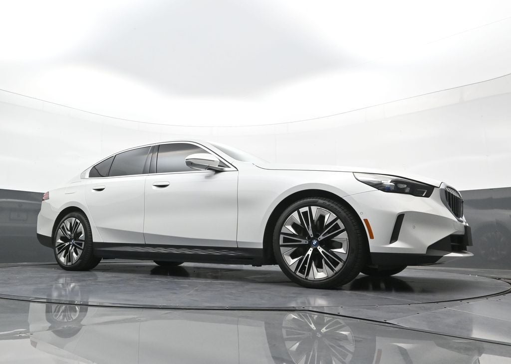 2024 BMW i5 eDrive40
