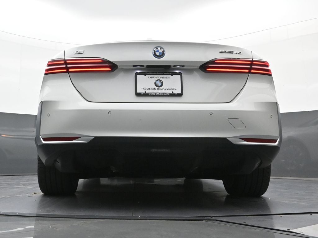 2024 BMW i5 eDrive40