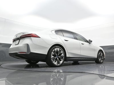2024 BMW i5 eDrive40