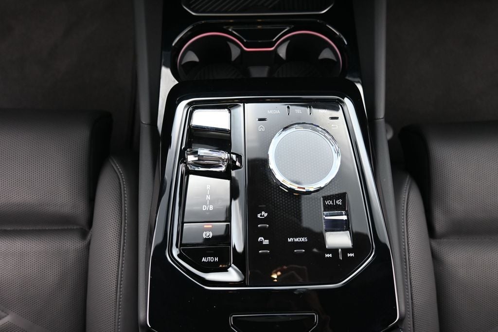 2024 BMW i5 M60