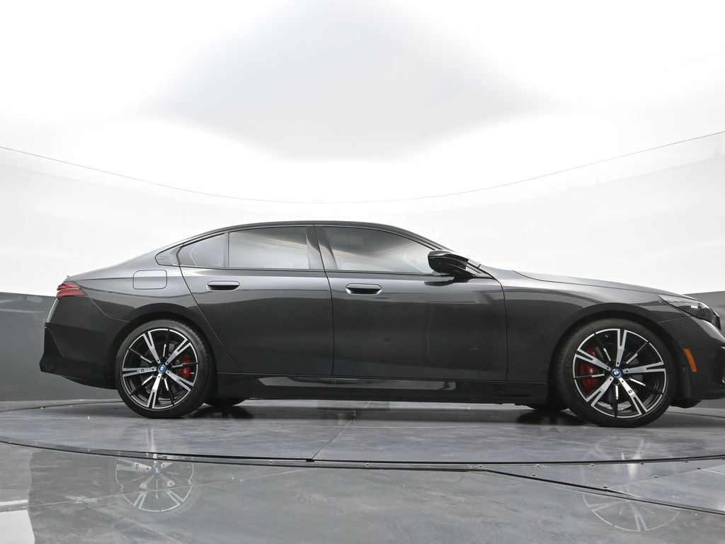 2024 BMW i5 M60