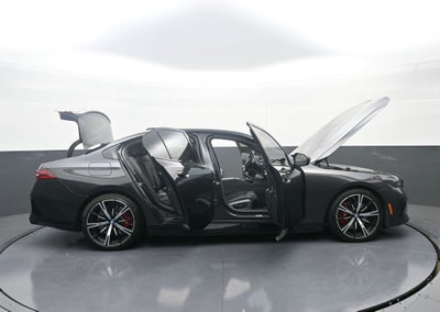 2024 BMW i5 M60