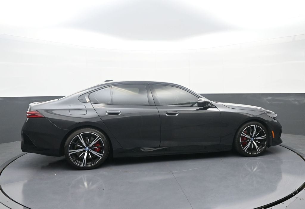 2024 BMW i5 M60