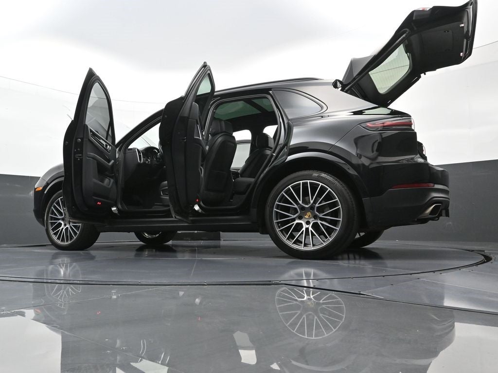 2023 Porsche Cayenne Base