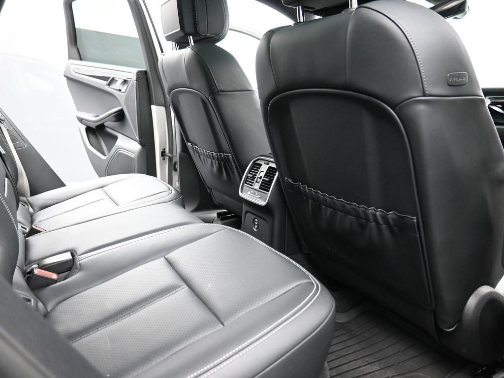 2023 Porsche Macan S