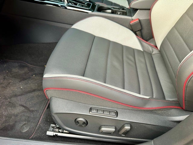 2025 Volkswagen Golf GTI Autobahn