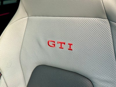 2025 Volkswagen Golf GTI Autobahn
