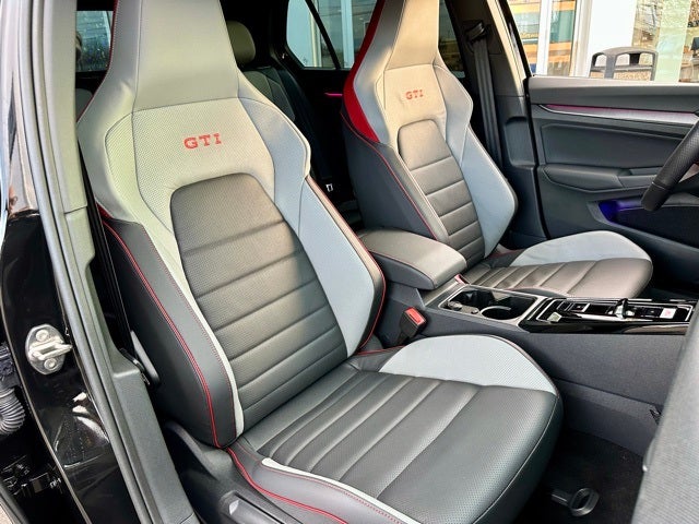 2025 Volkswagen Golf GTI Autobahn