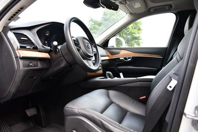 2023 Volvo XC90 B6 Plus 6-Seater