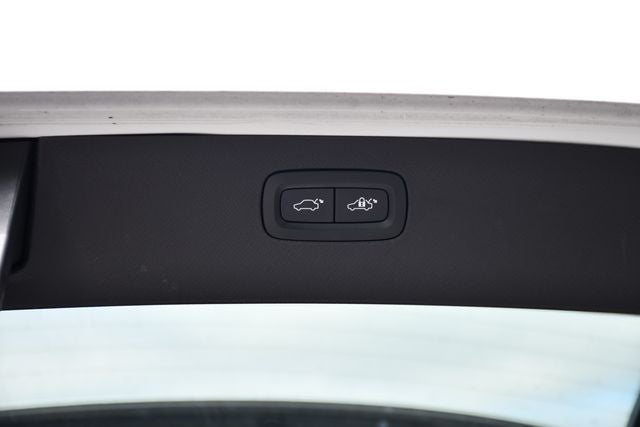 2023 Volvo XC90 B6 Plus 6-Seater