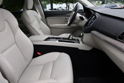2023 Volvo XC90 B6 Plus 6-Seater