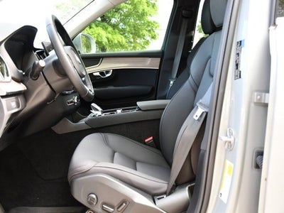 2025 Volvo XC90 B6 Core 2025.5