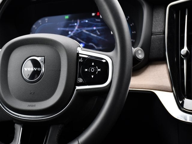 2025 Volvo XC90 B6 Plus 7-Seater 2025.5