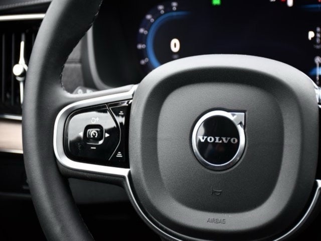 2025 Volvo XC90 B6 Plus 7-Seater 2025.5