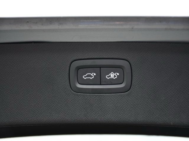 2025 Volvo XC90 B6 Plus 7-Seater 2025.5