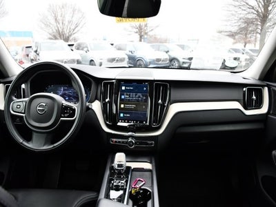 2022 Volvo XC60 B6 Inscription