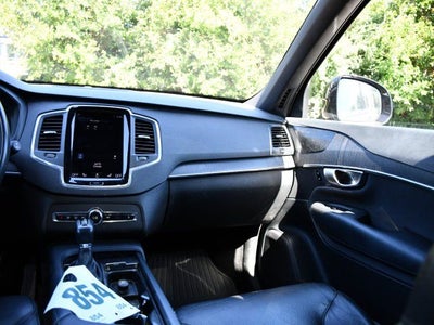 2020 Volvo XC90 T5 Momentum
