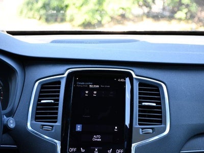 2020 Volvo XC90 T5 Momentum